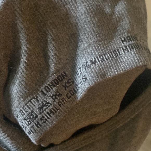 Sweaty Betty Namaste Bamboo Yoga Top-Gray - Picture 2 of 3